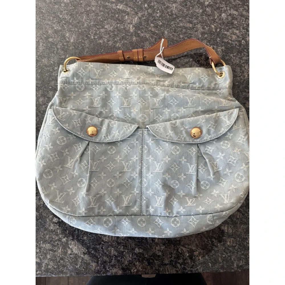 LOUIS VUITTON Louis Vuitton Monogram Denim Daily GM Shoulder Bag. Purse. Large - Picture 2 of 16